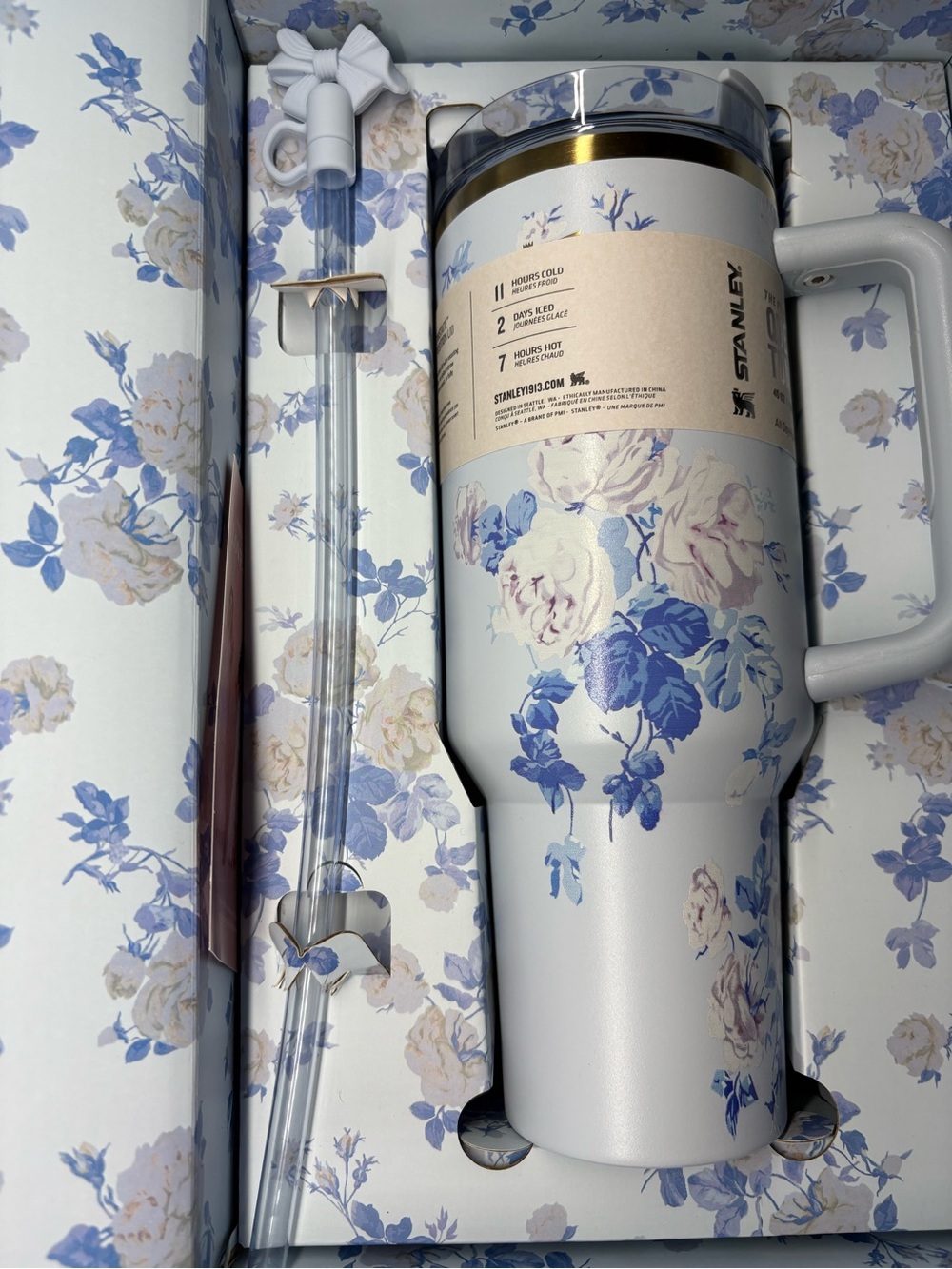 Stanley Floral Gift Box - Blue & Cream with Gold Accent - Picture 4 of 5